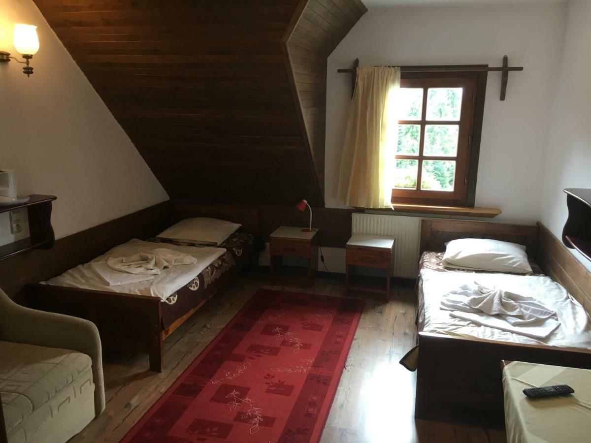 Bed and Breakfast Gosciniec Pod Smrekami Czorsztyn Esterno foto